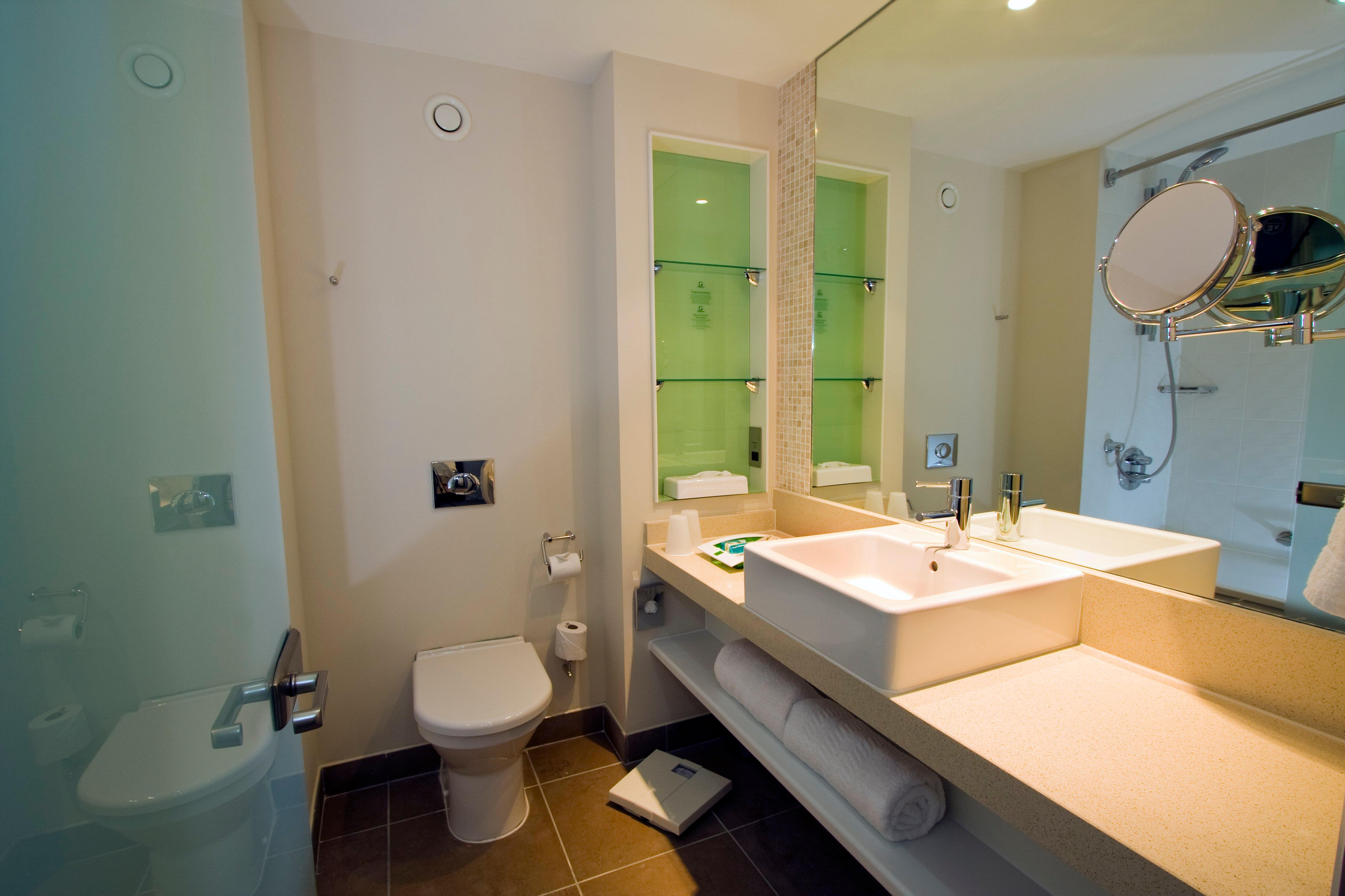 Holiday Inn Stevenage By Ihg Eksteriør billede
