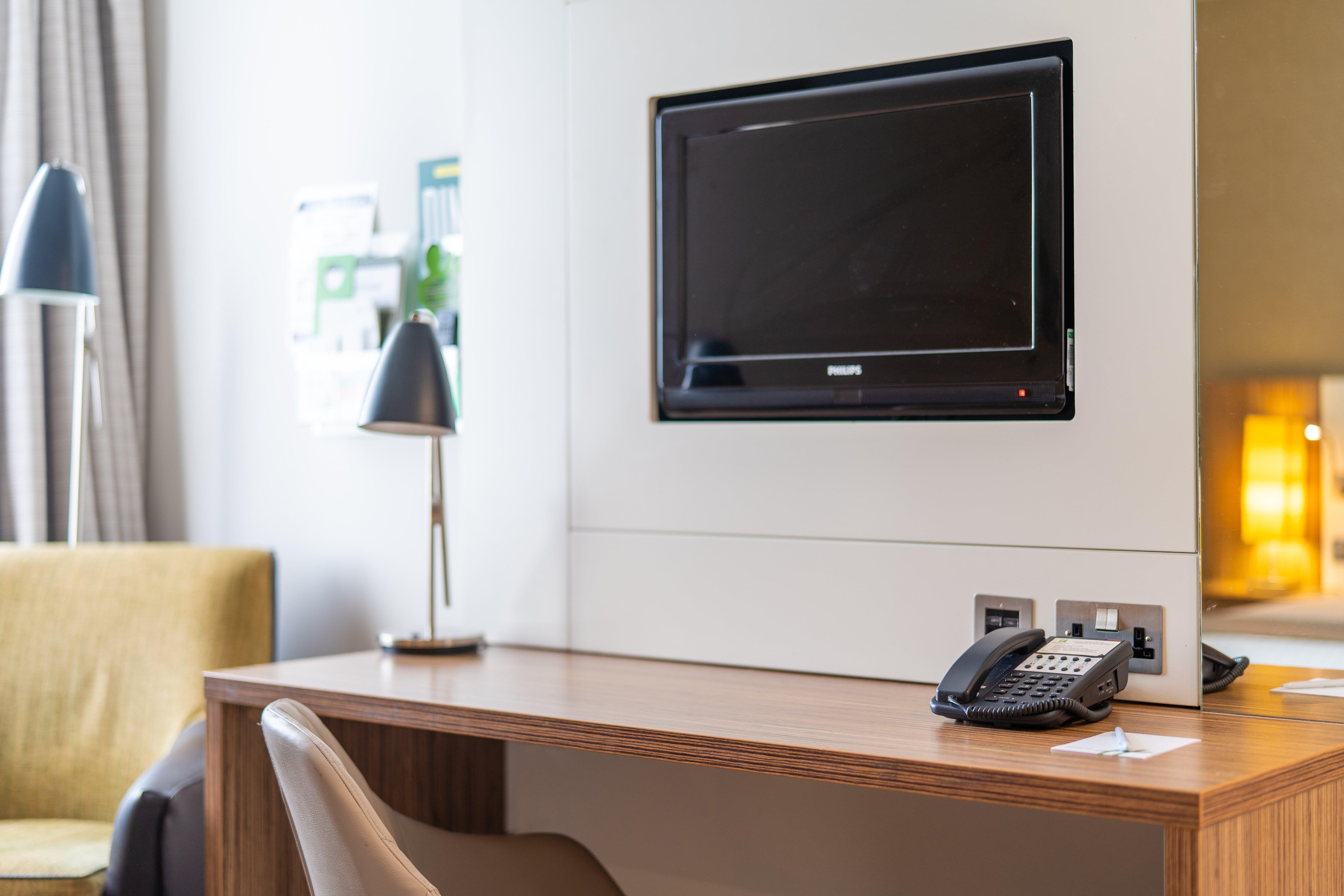 Holiday Inn Stevenage By Ihg Eksteriør billede